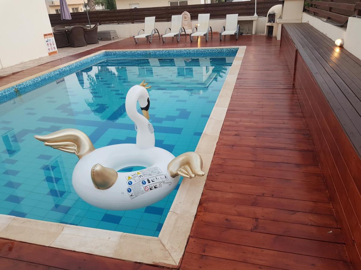 Nissi Luxury Villa Ayía Nápa Extérieur photo