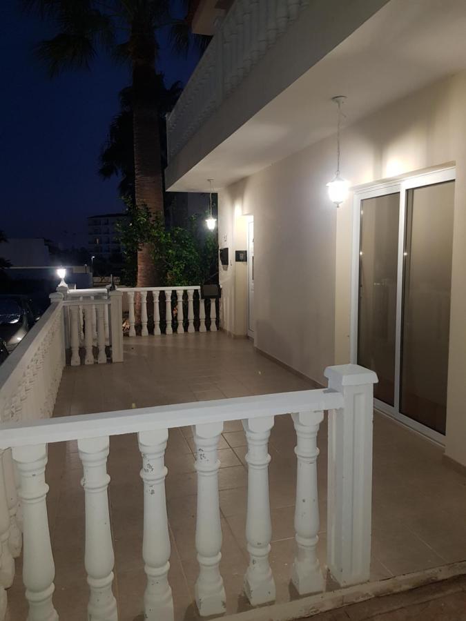 Nissi Luxury Villa Ayía Nápa Extérieur photo