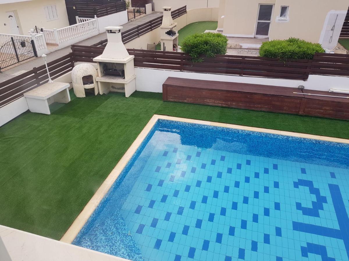 Nissi Luxury Villa Ayía Nápa Extérieur photo